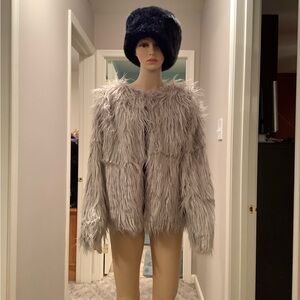 QIYE Shaggy Glam Rave Faux Fur Jacket - Light Gray Size Large (Runs Small)